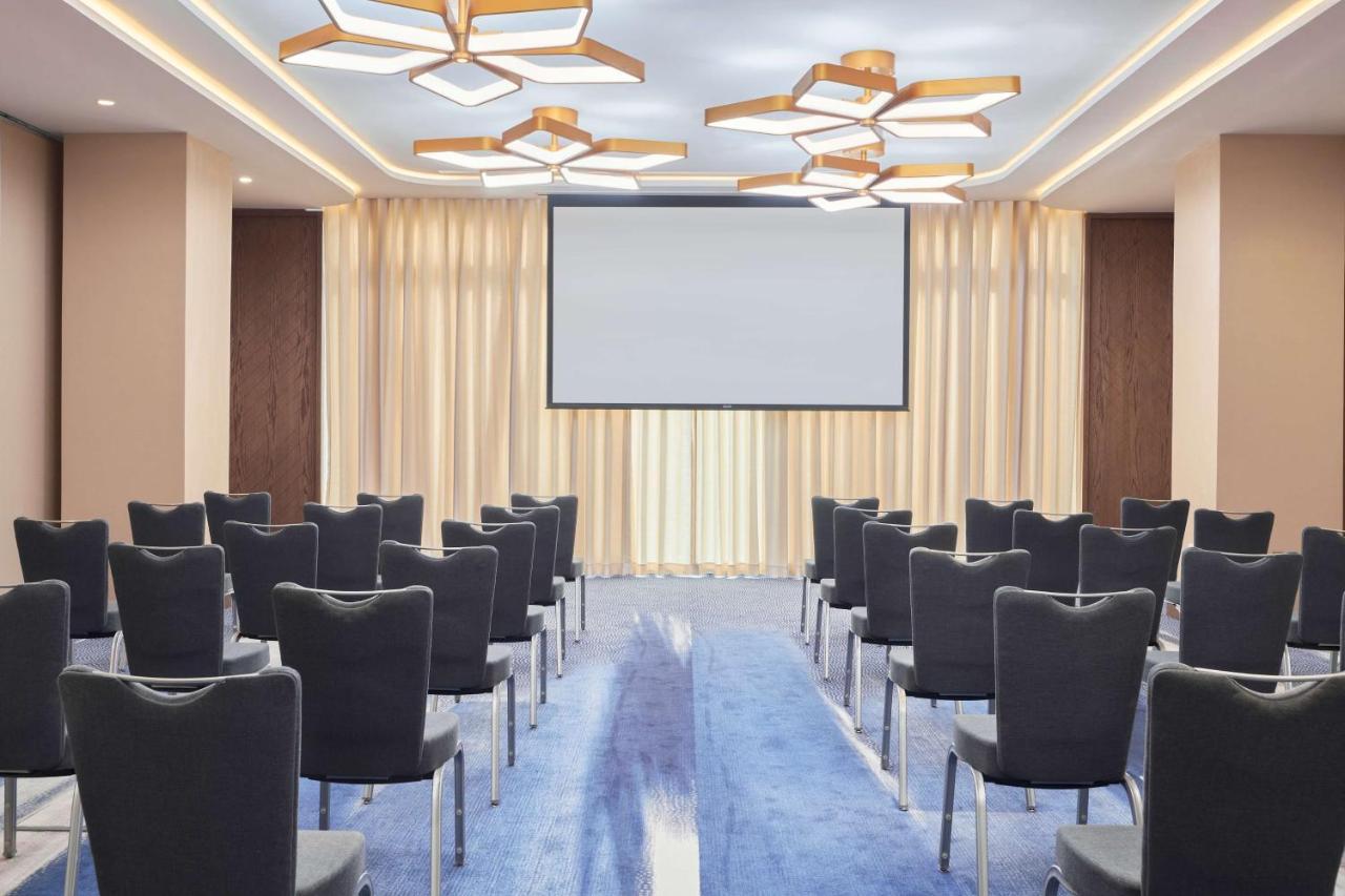Radisson Blu Hotel Riyadh Convention And Exhibition Center Kültér fotó Meeting room