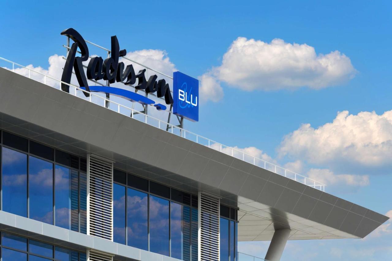 Radisson Blu Hotel Riyadh Convention And Exhibition Center Kültér fotó European Parliament