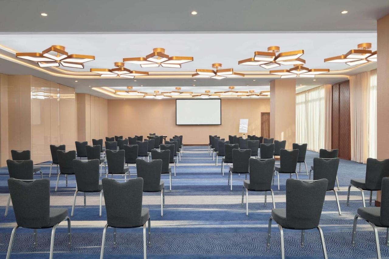 Radisson Blu Hotel Riyadh Convention And Exhibition Center Kültér fotó Meeting room